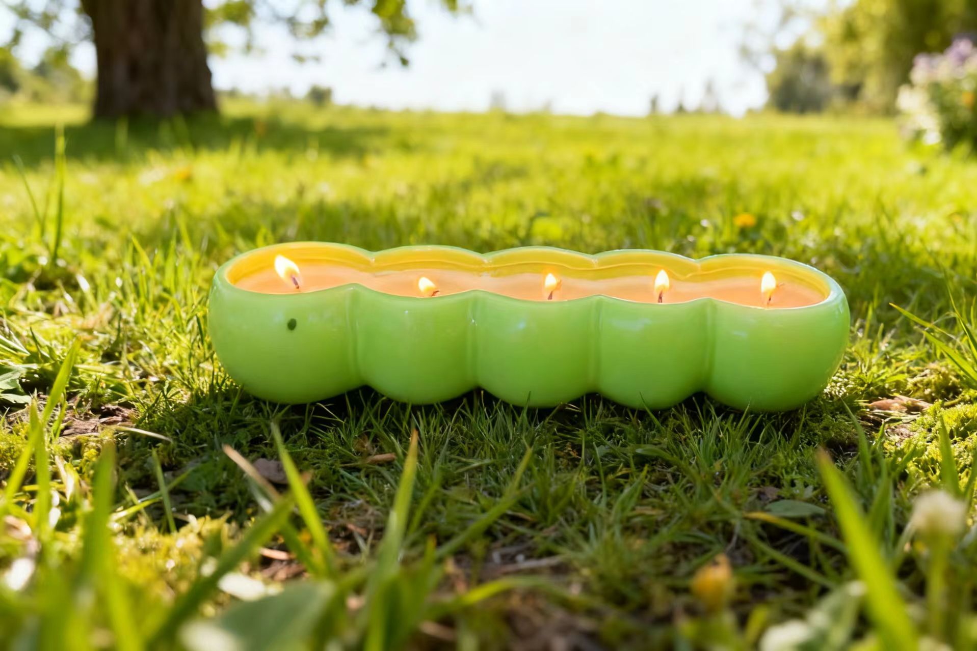 Ceramic Caterpillar Pot candle